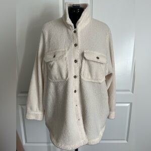 UNIVERSAL THREAD Sherpa Shacket